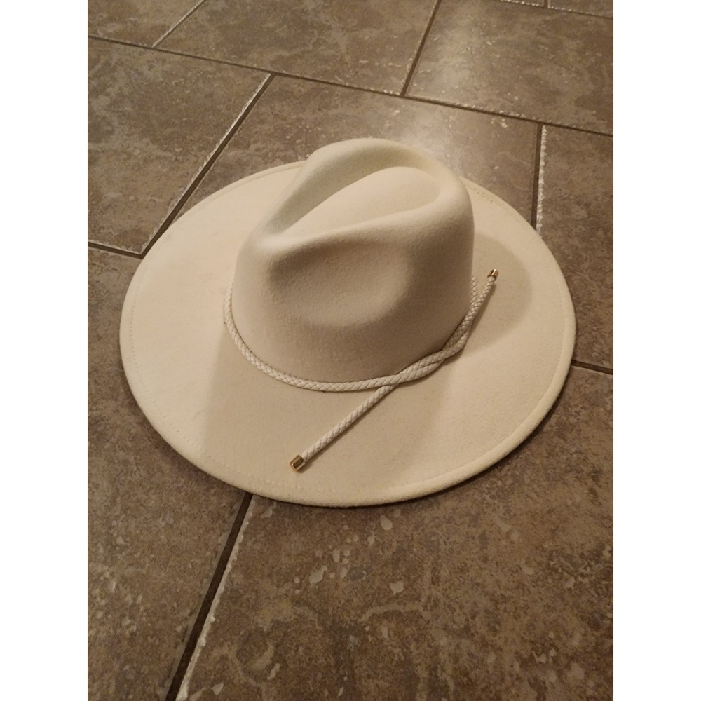 ZARA Off White Felt Rancher Hat Wide Brim Cowboy Coastal Boho Cord Band Medium
